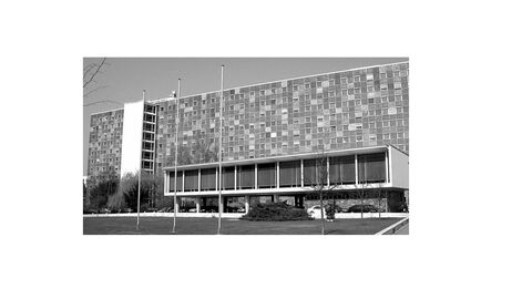 Dienstgebäude der Oberfinanzdirektion in der Adickesallee 32 in Frankfurt am Main von 1954 bis 2009 Dienstgebäude der Oberfinanzdirektion in der Adickesallee 32 in Frankfurt am Main von 1954 bis 2009